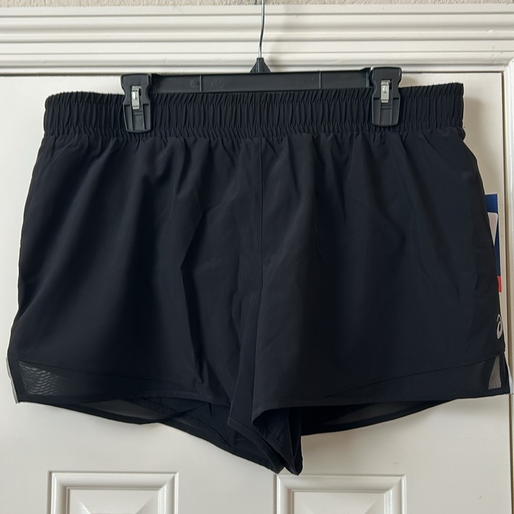 NWT ASICS Women’s Performance Running Shorts Black Size Large L 3” inseam